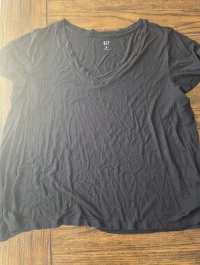 GAP Black V-Neck Short Sleeve Luxe Tee